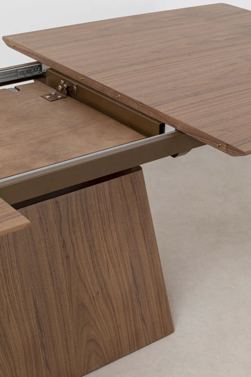 Ausziehtisch Benvenuto Walnut