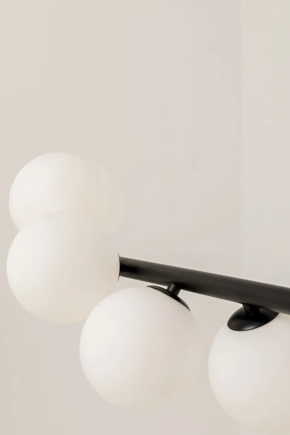 Hängeleuchte Scala Balls Milky Schwarz 150cm