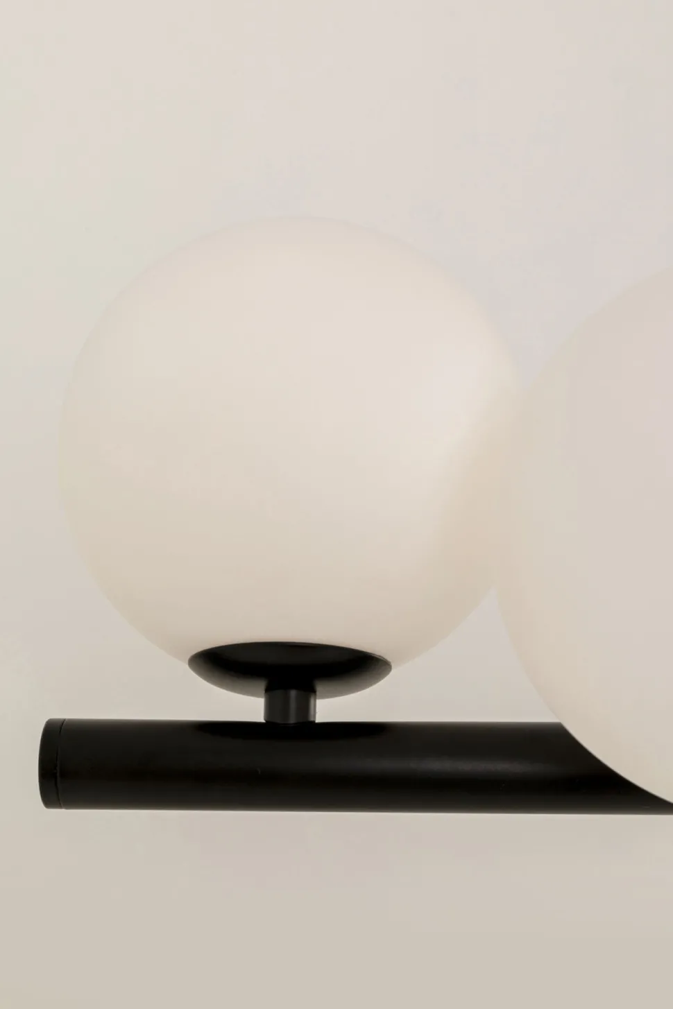 Hängeleuchte Scala Balls Milky Schwarz 150cm
