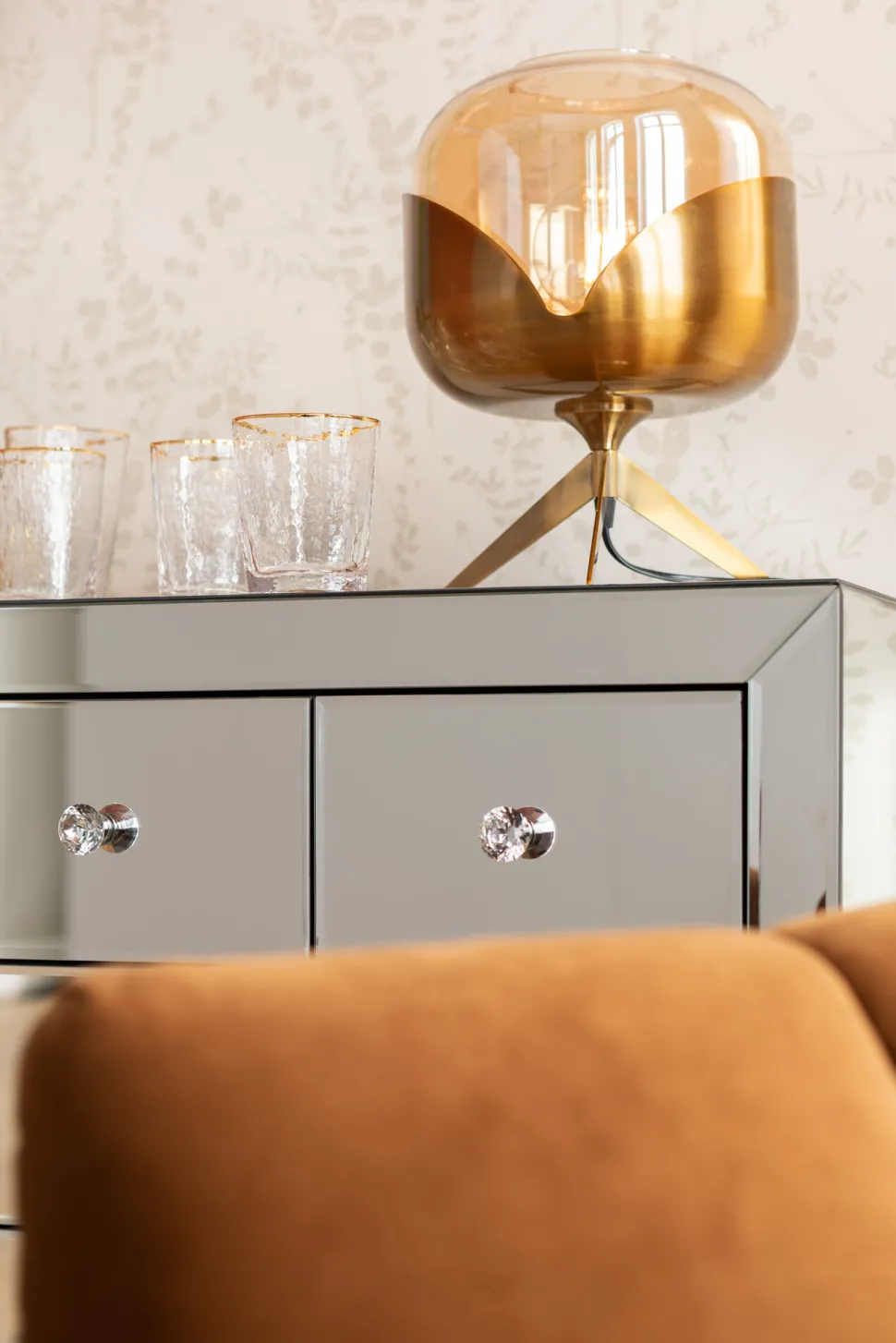 Tischleuchte Golden Goblet Ball