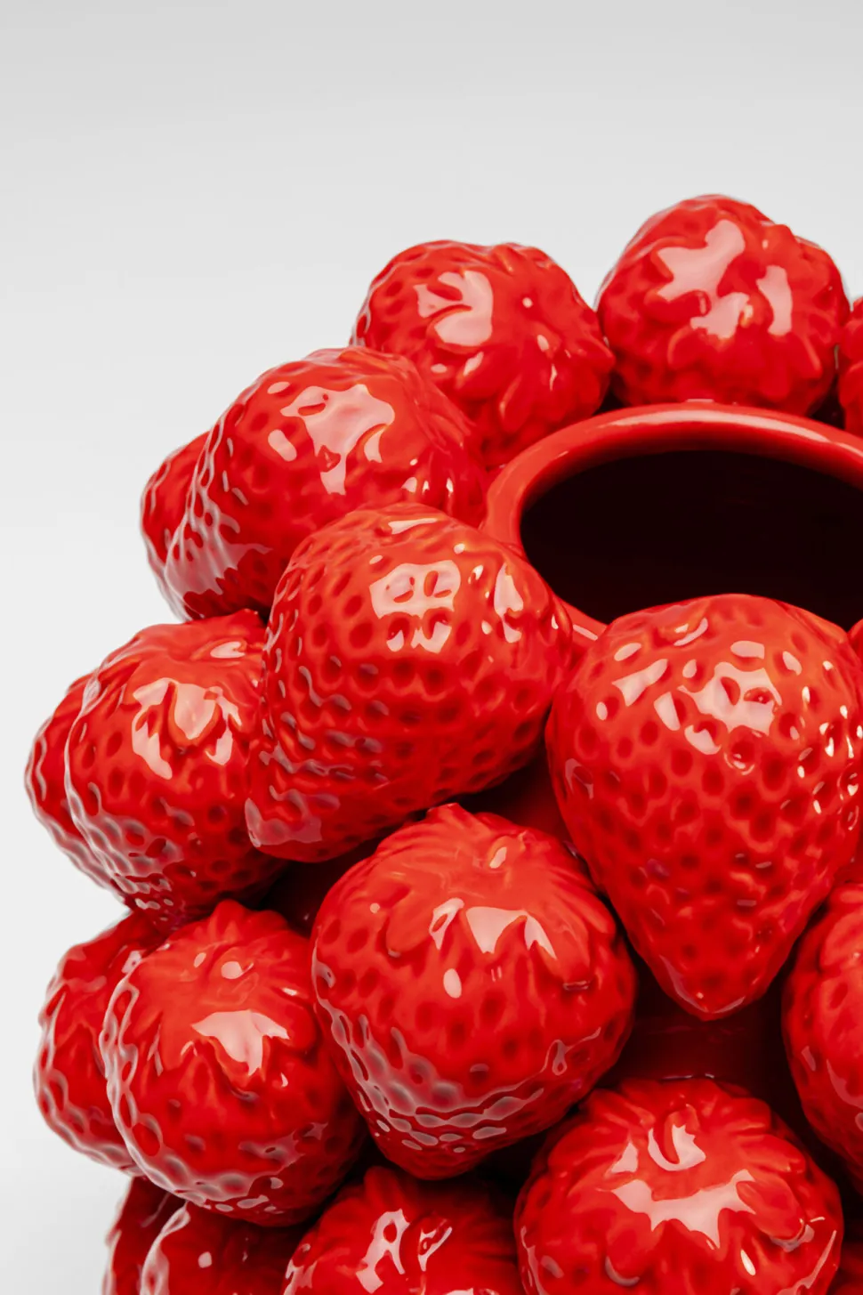 Vase Strawberries Rot 30cm